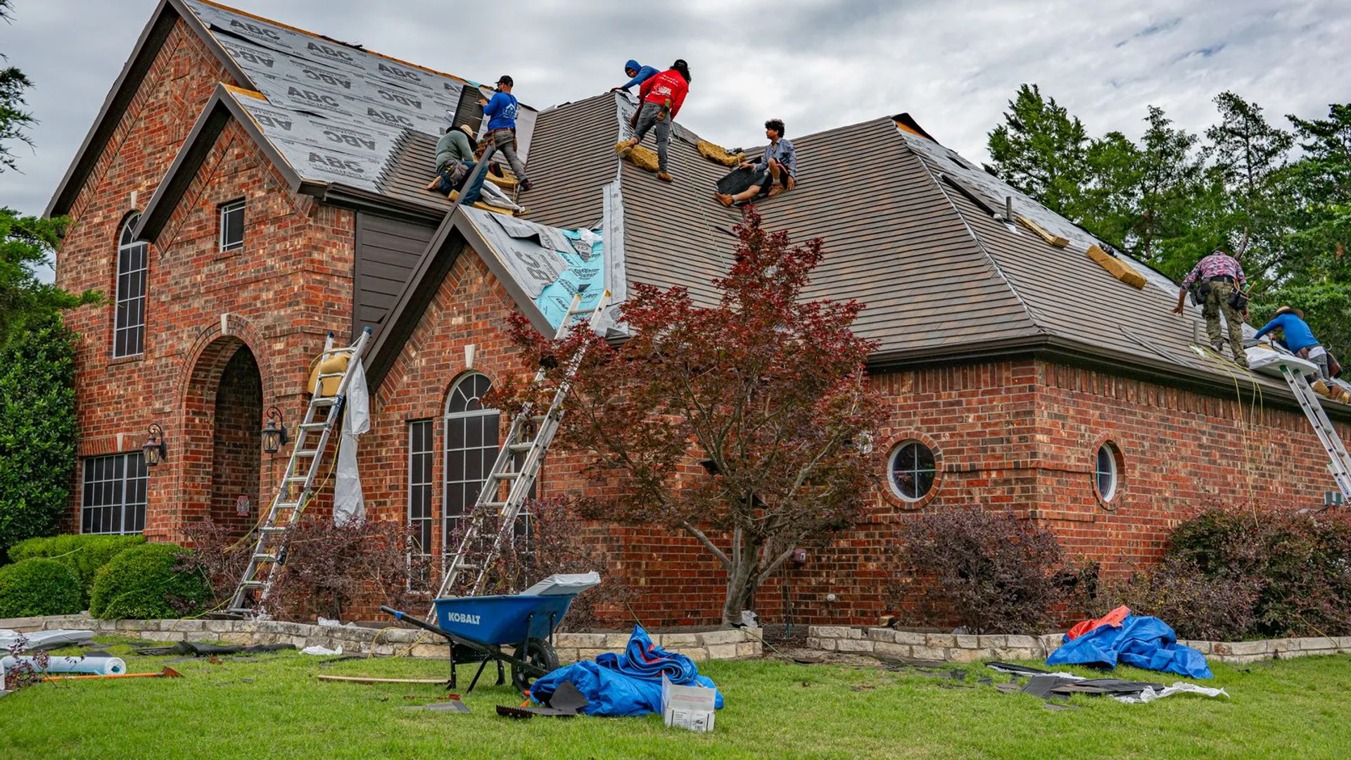 roof repair and replacement